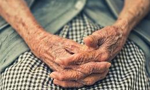 Envelhecimento populacional e as lesões de pele em idosos, por que acontecem?