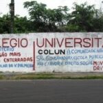 Fotografia do muro do colégio universitário da Universidade Federal do Maranhão.